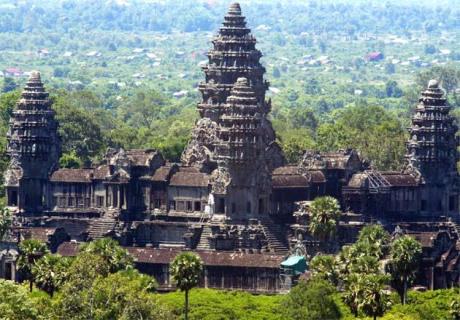 Tour + Accommodation 3D2N for 6 Person