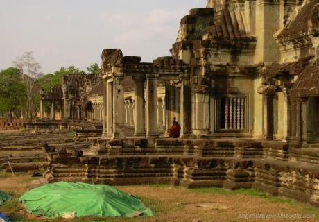 Tour + Accommodation 2D2N for 5 Person