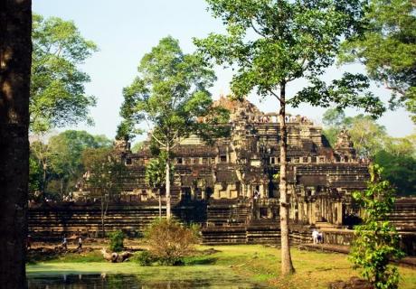 Tour + Accommodation 3D2N for 6 Person
